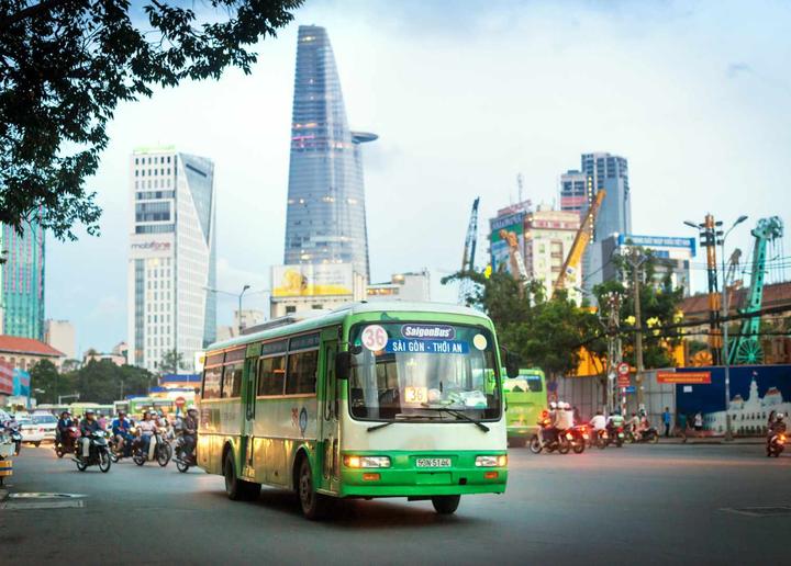 2. Tiêu đề: [Master the Art of Viral Video Marketing: Hotspot Matrix's Guide to